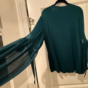 VINCE CAMUTO Elegant Teal Women's Top with Bow Sleeves - Size Medium